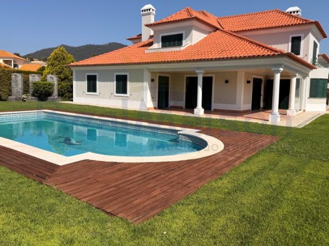 Arrenda se Moradia T6 Quinta da Beloura Sintra