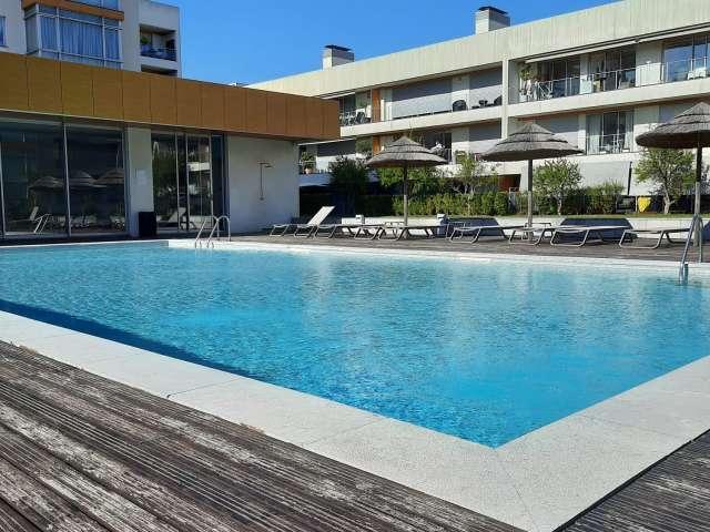Arrenda se apartamento T1 em Linda a Velha