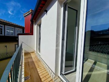 Arrenda se Apartamento T1 3º Andar no Centro Histórico de Arcos de Valdevez