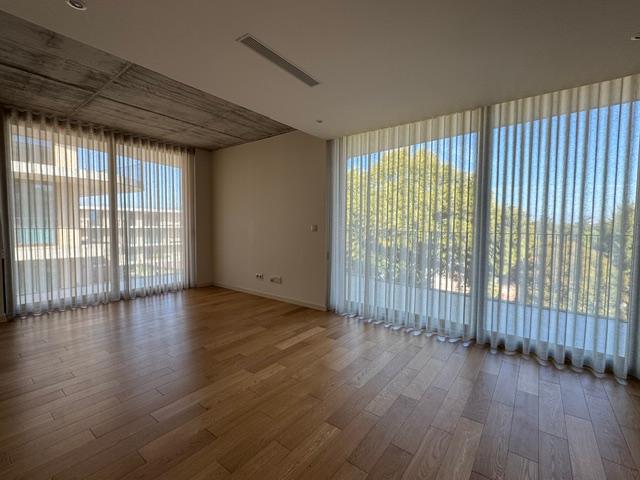 Arrenda se T1 com aparcamento privativo no Edifício Heritage Coimbra