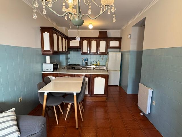 Arrenda se t2 com garagem totalmente mobilado e equipado