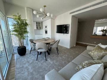 Arrenda se T2 de luxo nas Avenidas Novas, Lisboa