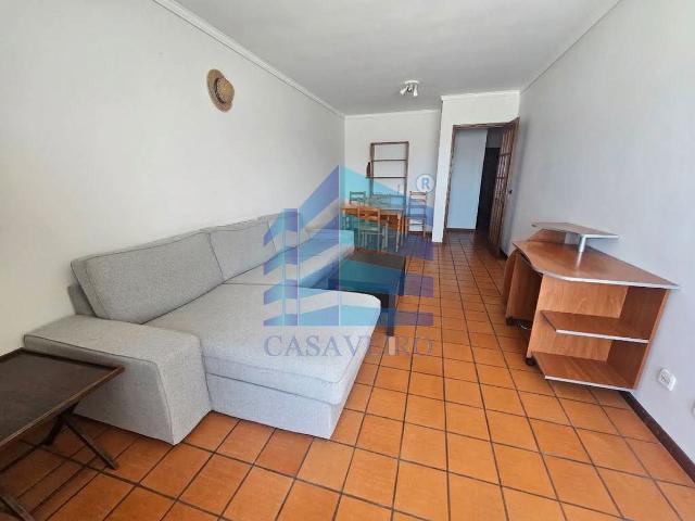 Arrenda T2 com garagem