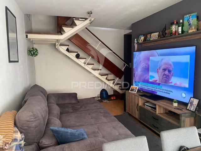Arrenda te t2 duplex mobilado com garagem