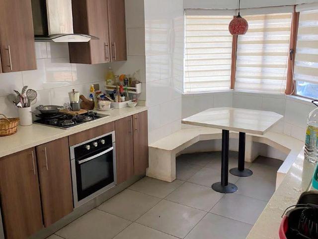 ARRENDADA. CASA EN EXCLUSIVO CONDOMINIO EN RINCONADA