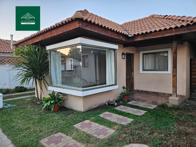 ARRENDADA. LINDA CASA EN CONDOMINIO SAN ESTEBAN