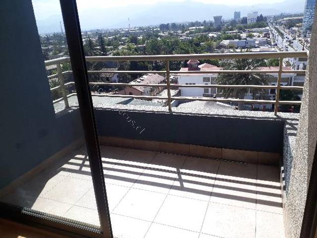 Arrendamos comodo departamento