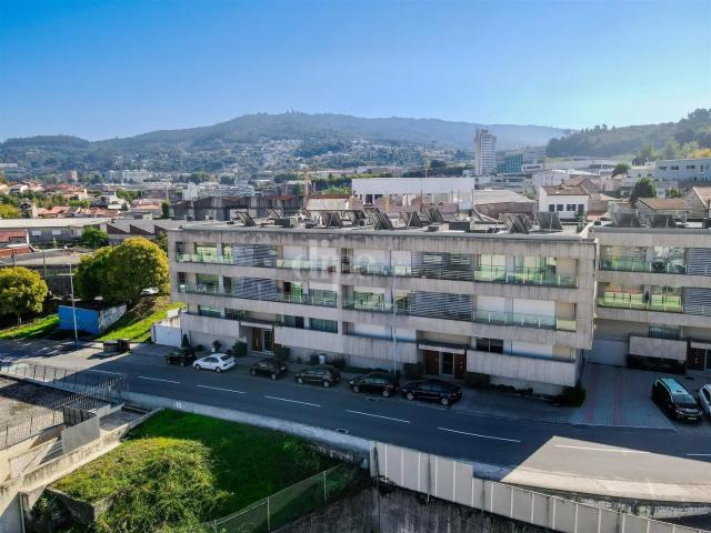 Arrendamento | Apartamento T2 com terraço no coração de Guimarães
