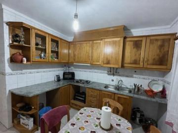 Arrendamento / Apartamento T2 / Garagem / Varanda / Gândara dos Olivais / Leiria