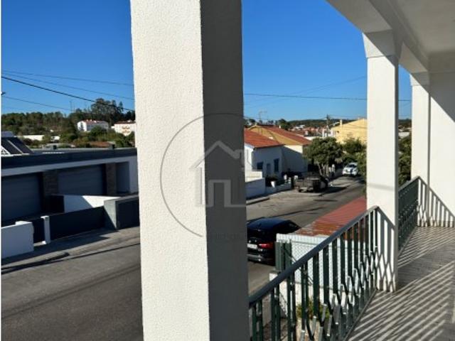 Arrendamento apartamento T4 Abrantes