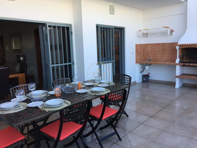 ARRENDAMENTO DE FÉRIAS Apartamento T2 Quarteira no Centro de Quarteira