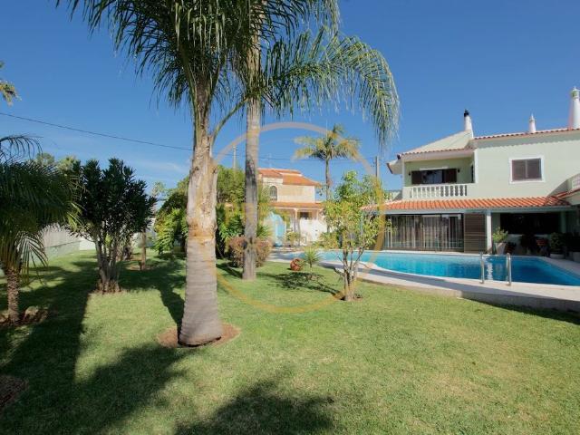 Arrendamento de Férias Apartamento térreo T3 com piscina S. Bartolomeu de Messines