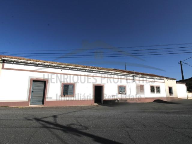 ARRENDAMENTO | MORADIA T2 + ESPAÇO COMERCIAL | MONTE RUIVO ALTE