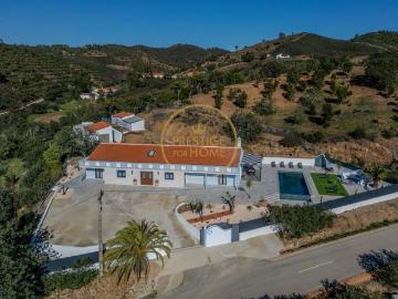 Arrendamento Moradia T5 com piscina S. Bartolomeu de Messines