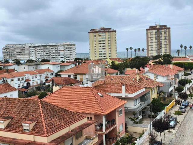 ARRENDAMENTO T1 MOBILADO | 77m² | VISTA MAR | SALA E QUARTO C/ AC E VARANDA