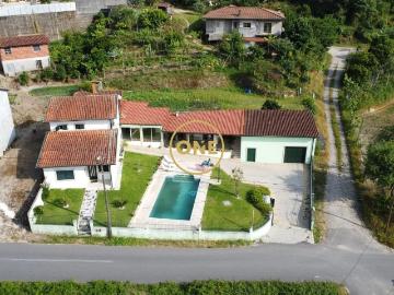 Arrende hoje, compre amanhã – Moradia T3 com piscina junto ao Gerês