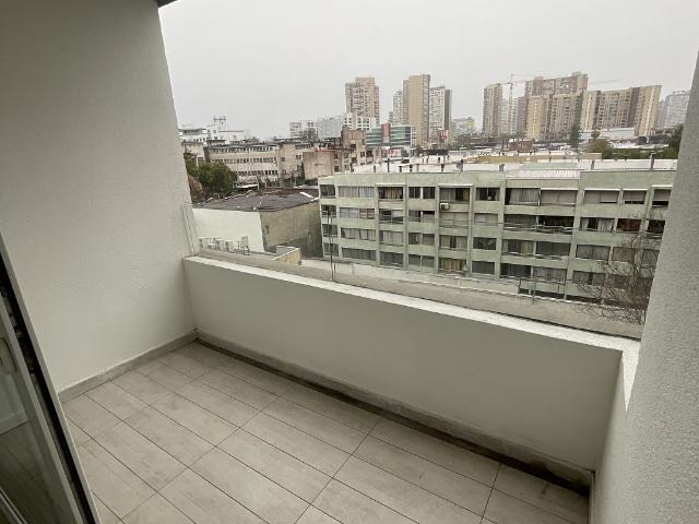 1D1B CON GRAN CONECTIVIDAD FRENTE A METRO HOSPITALES