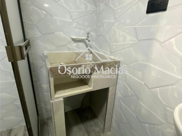 Arrienda apartaestudio en Alcazares