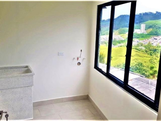 Arrienda Apartamento en la Sultana