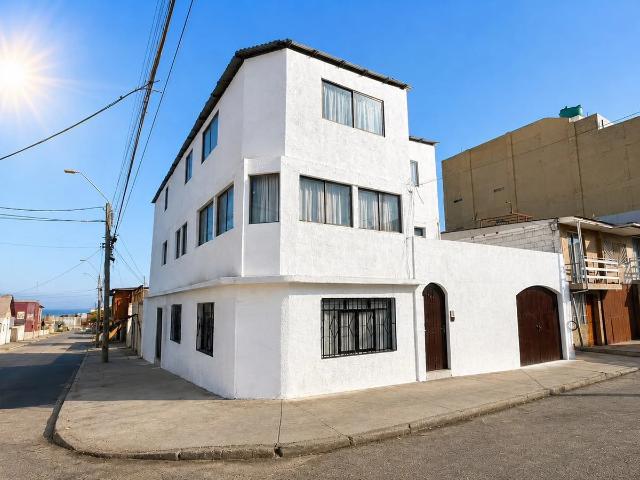 ARRIENDA CASA AMPLIA PARA EMPRESA SECTOR NORTE ANTOFAGASTA
