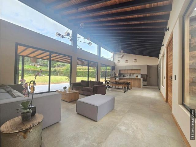 Arrienda casa campestre – Guarne, Vereda La Clarita