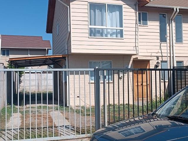 Arrienda casa, con compromiso de compra. buin