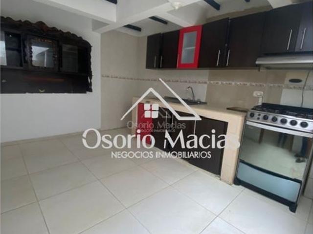 Arrienda casa en Alcazares