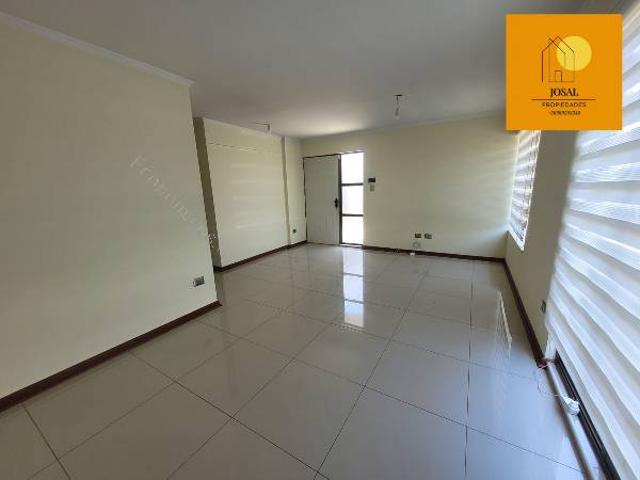 Arrienda casa Linares 3D 2B 2E