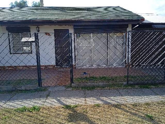 Arrienda casa semiamoblada un piso