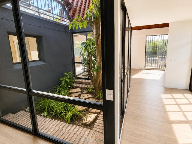 Arrienda exclusiva casa remodelada en las condes 5 dormito