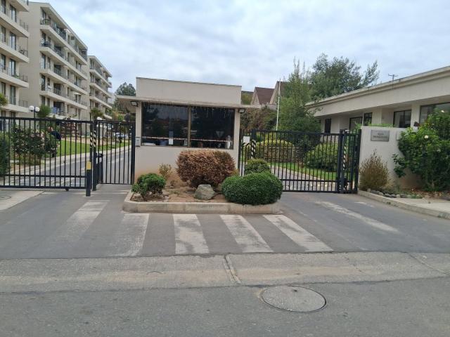 Arriendo 2 dormitorios 2 baños estacionamiento