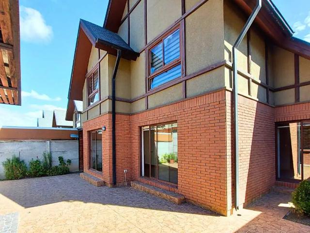 Arriendo Acogedora Casa En Lomas San Andrés 186357