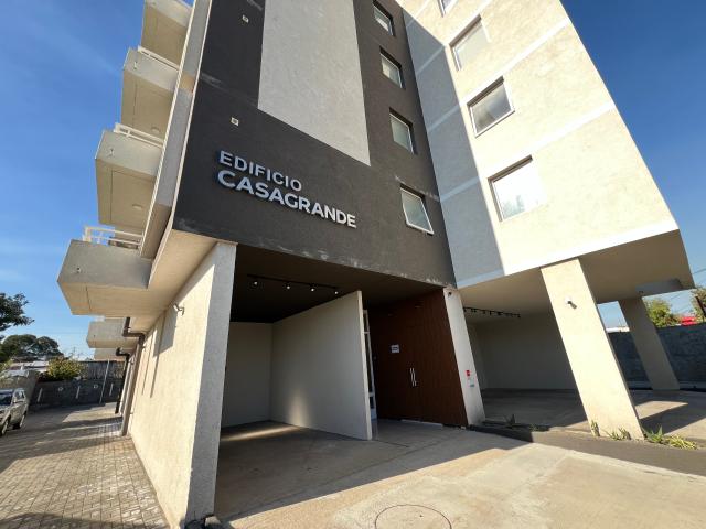 Arriendo amplio departamento de 2 dormitorio, 2 baño y estacionamiento. Incluye gastos comunes