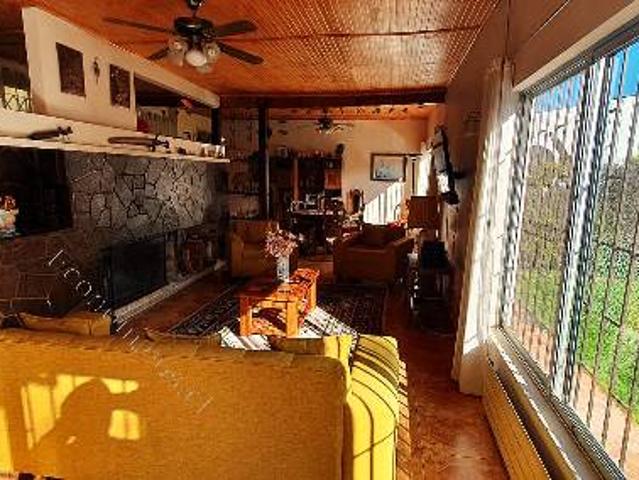 ARRIENDO AMPLIA CASA CENTRICA OLMUE