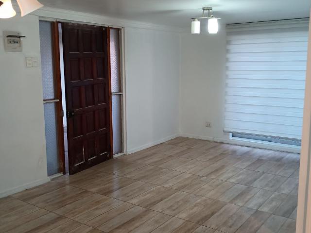 ARRIENDO AMPLIA CASA CON ESTACIONAMIENTO MAIPU
