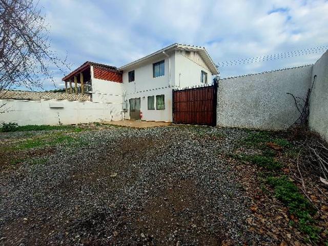 Arriendo Amplia Casa en Barrio Resdencial de Rancagua