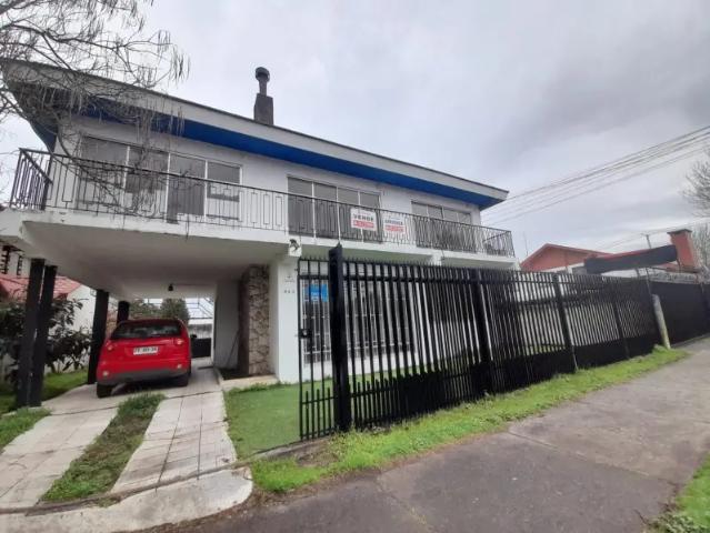 Arriendo Amplia Casa En El Centro De Chillán