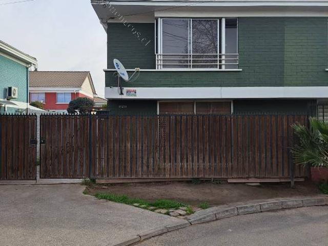 Arriendo amplia casa en Lomas de Mirasur