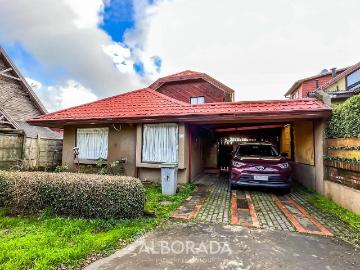 Arriendo amplia casa en lomas san andres