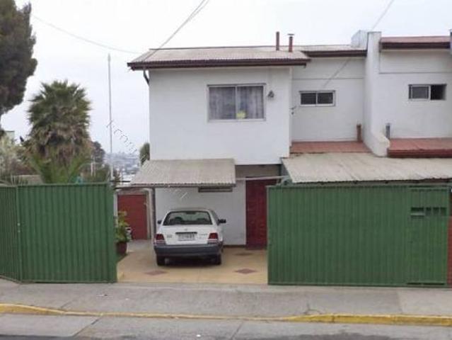 ARRIENDO AMPLIA CASA EN QUILPUE