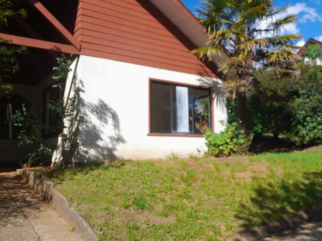 Arriendo Amplia Casa en sector Torobayo Cond. Los Notros