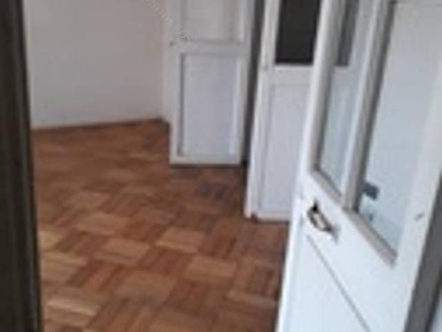 Arriendo amplia casa solida cerca Carmen/Matta