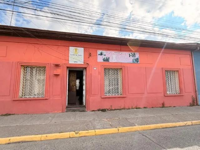 Arriendo Amplia Propiedad En Pleno Centro De Molina
