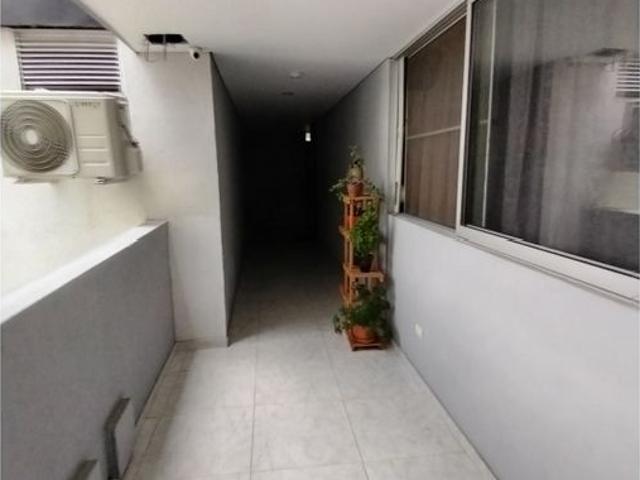 ARRIENDO APARTA ESTUDIO EDIFICIO COLORS APTO 305