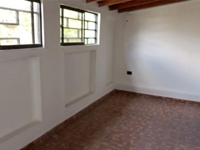 ARRIENDO APARTAMENTO DUPLEX EN PRADO CENTRO CERCA ESTACION HOSPITAL