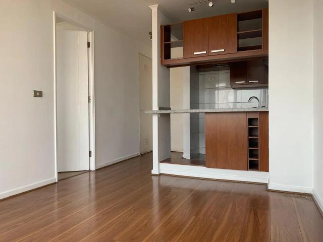 Arriendo apasos estacion metro toesca