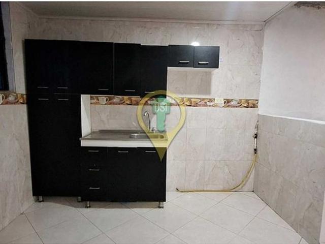 ARRIENDO APTO ALTOS DEL PEÑON GIRARDOT $800.000