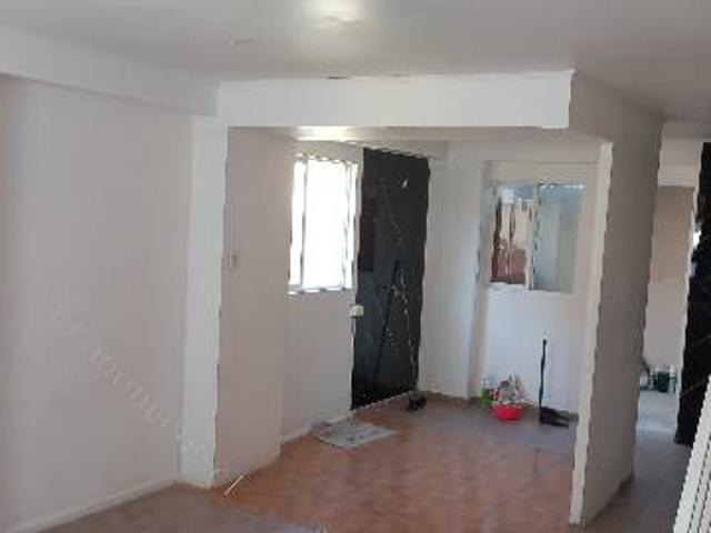 Arriendo arriendo pareo simple 3 habitaciones 2 baños