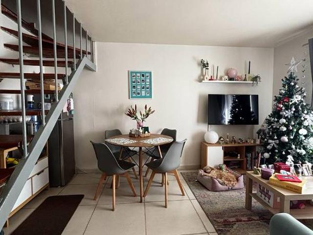 Arriendo año corrido dpto 1 norte sin muebles