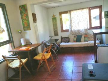 Arriendo año corrido Linda y luminosa casita interior independiente en Recreo